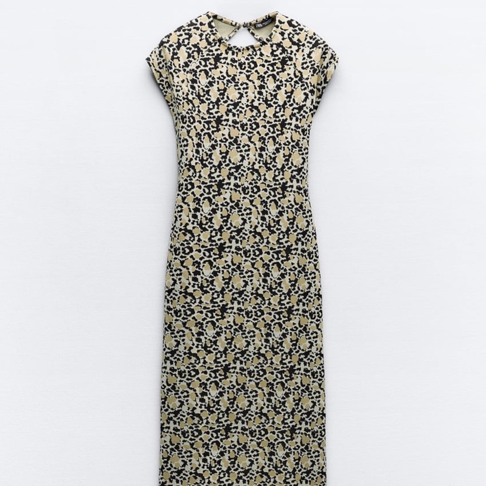 Fitted Jacquard dress